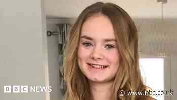 Emily Lewis: Speedboat skipper cleared of teenager's manslaughter