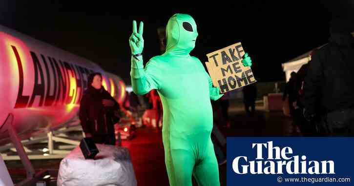 Prepare for wave of extraterrestrial sightings in UK, say UFO experts