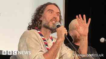 Russell Brand writes to Michael Gove over Thameside theatre
