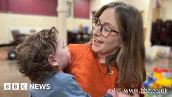 Basildon: Labour MP says hospital 'failing' women over pain relief