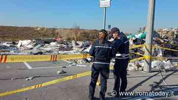La maxi discarica da 4500 metri quadri a Roma est