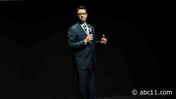 Former Disney executive Dave Hollis, who wrote self-help books, dies at 47