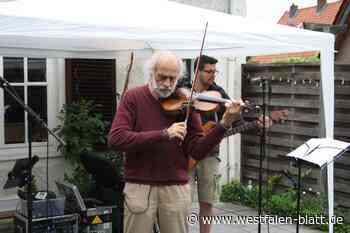 Klaus der Geiger in der Hiddenhauser Winterscheune