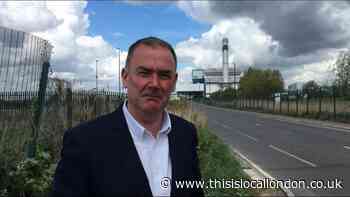 ULEZ: Jon Cruddas calls on Sadiq Khan to delay expansion