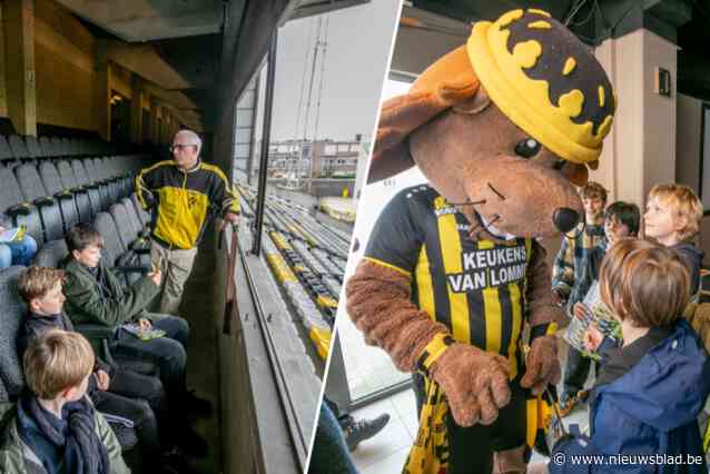 Meer dan vijftig kinderen brengen bezoekje aan stadion Lierse Kempenzonen: “Mijn truitje staat vol met handtekeningen van spelers”