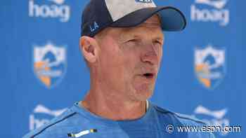 Saban, Tide hire Whisenhunt as special assistant