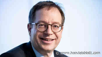 Versicherungen: Versicherer-Chef warnt vor Kostenexplosion bei Pflichtversicherung