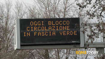Blocco del traffico nella fascia verde per due giorni. Ecco chi non può circolare