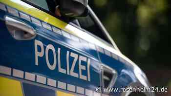 Unfallflucht in Neuötting: Parkender VW-Passat beschädigt