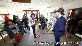 Im Video: Pfaffenhofer Hexen ergreifen den Schlüssel fürs Rathaus