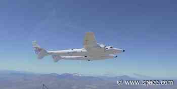 Virgin Galactic carrier plane flies for 1st time since 2021