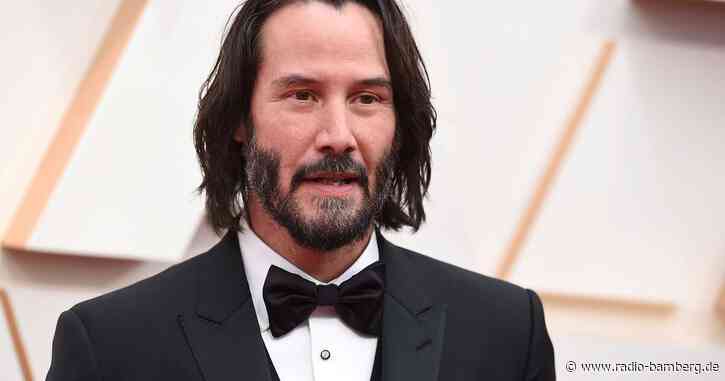 Keanu Reeves feuert in «John Wick: Kapitel 4»-Trailer herum