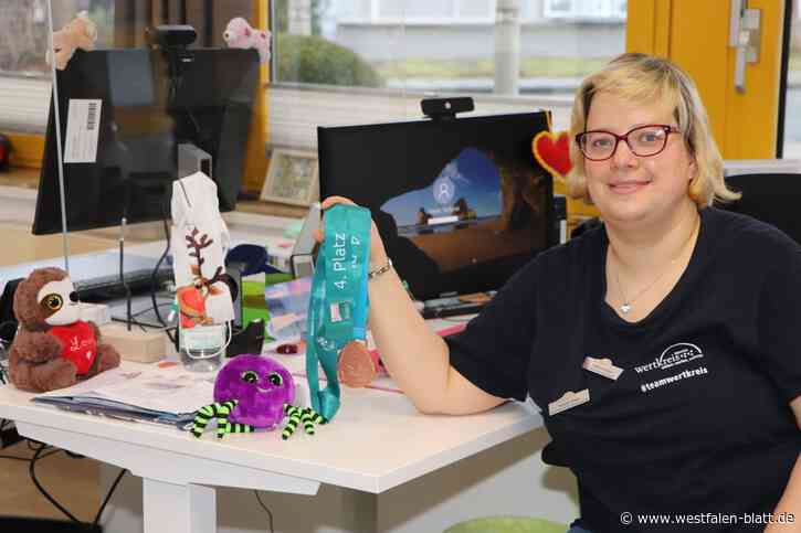 Stefanie Reker wagt  den Sprung ins kalte Wasser
