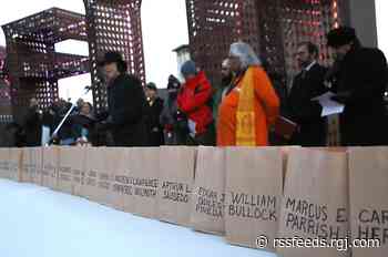 Photos: Candlelight vigil to honor those who died homeless in Washoe County