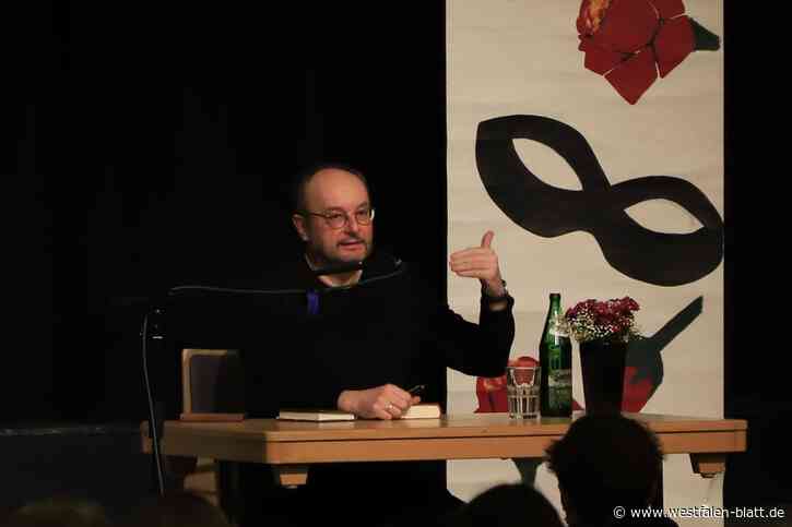 Nils Minkmar liest in Paderborn aus seinem Roman