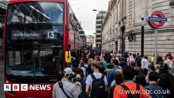 Bus £2 fare cap extended for three months