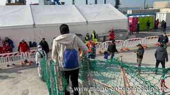 Nach Tagen auf See: 48 Bootsmigranten in Italien gerettet