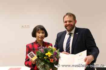 Auszeichnung für die treue Helferin der Tafel-Runde