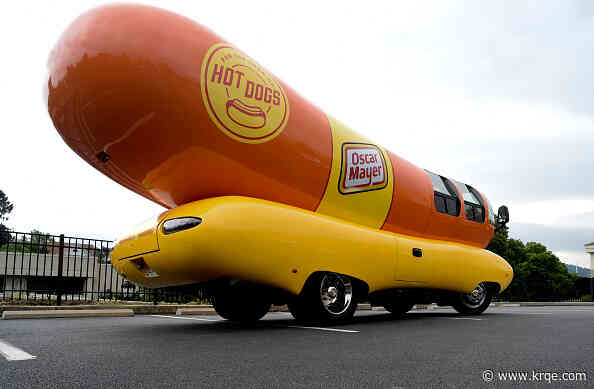PETA offers to pay for Wienermobile repair — if the vehicle goes vegan