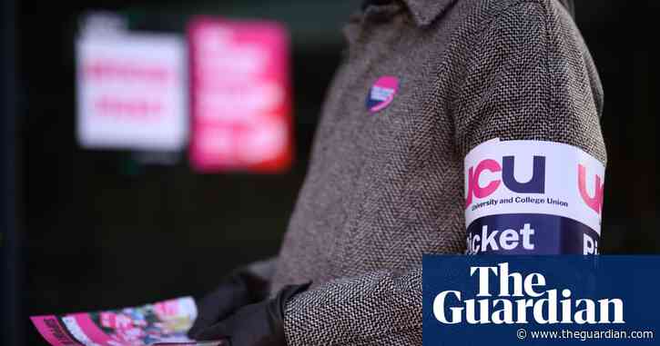 Strikes by university support staff called off after pay breakthrough