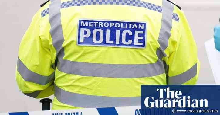 Met officer tells court DNA on woman’s breast may have been result of handshake