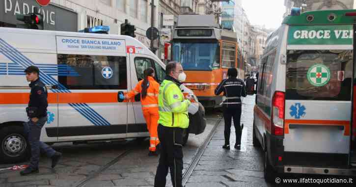Milano, 20enne investita dal tram vicino al Duomo: è in prognosi riservata