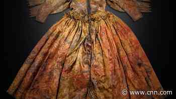 A ship carrying luxury goods sank in 1660. Here's what divers found