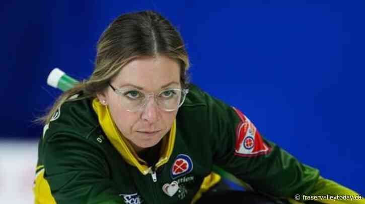 Northern Ontario’s Krista McCarville beats Manitoba’s Jennifer Jones 11-8 in Hearts