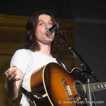James Bay in early stages of new album that 'showcases his guitar playing'