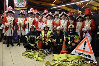 Karneval in Bad Driburg: Rot-Weiße Nacht unter der Iburg