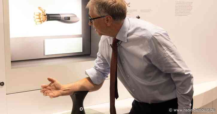 Milliardär Bill Gates besucht Deutsches Museum