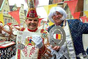 Prinz Mario I. stürmt das Rathaus