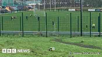 Londonderry: Explosive found after gang tried to hijack car