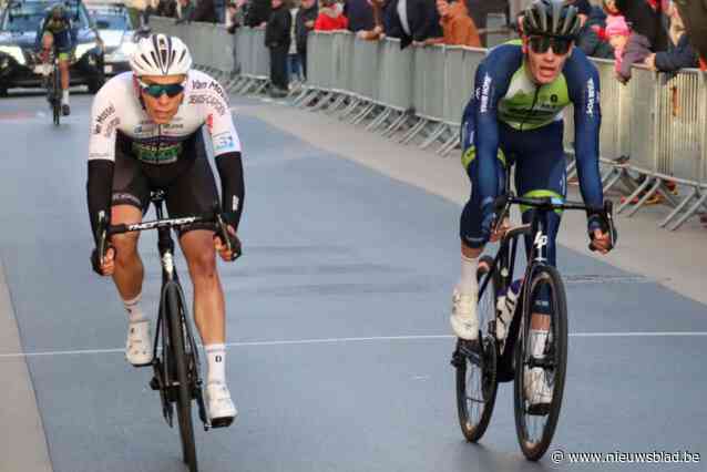 Mathias Vanoverberghe klopt in clubkampioenschap in Deerlijk nipt medevluchter Ben Squire: “Blij dat ik meteen kan tonen dat ik in orde ben”