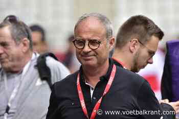 Het oortje van Fredberg erover? Technisch Directeur PSG gaat naast trainer staan bij achterstand