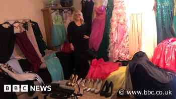 Cost of living: Portsmouth teacher appeals for prom dresses
