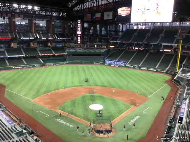 Bad inning sinks Longhorns in College Baseball Showdown finale against Vanderbilt