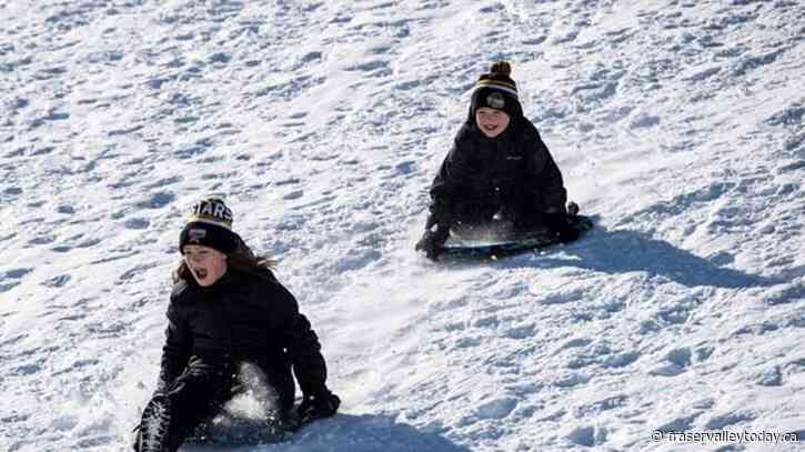 What’s closed as eight provinces celebrate regional holidays today