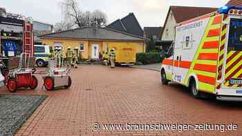 Postauto baut Unfall in Helmstedt