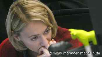 Börse: Dax knickt ein, Commerzbank-Aktie unter Druck