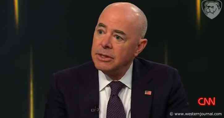 Mayorkas Refuses to Resign, Declares US a 'Place of Refuge' for World's Immigrants