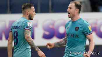 Luton Town 0-1 Burnley: Ashley Barnes penalty extends Clarets' lead at summit