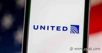 United Gives Families More Options to Sit Together on Flights     - CNET