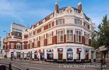 Ealing rugby team helps promote Women's Day