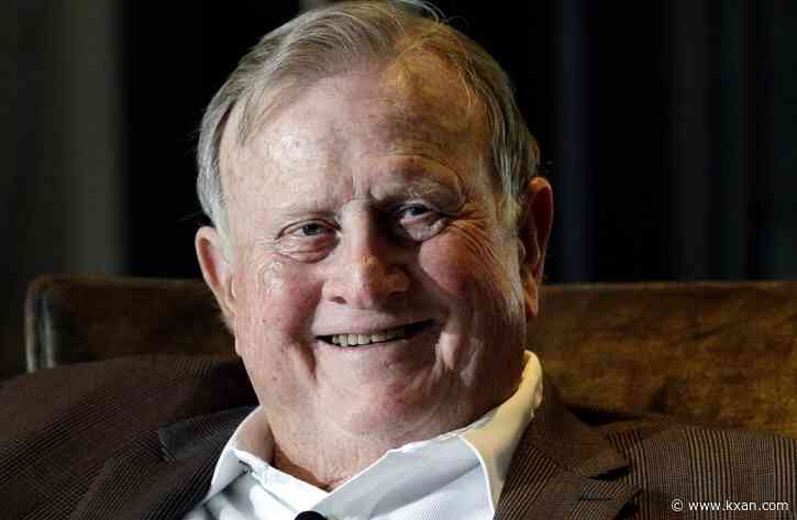 Texas Longhorns supporter, billionaire 'Red' McCombs dies at 95