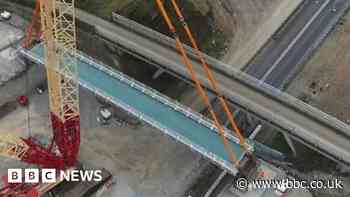 New bridge installed over A30 in Cornwall