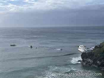 Luxury yacht runs aground in Honolua Bay on Maui