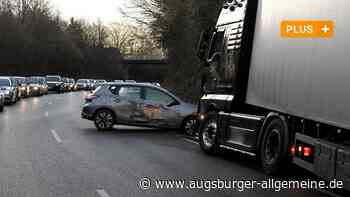 Aufmerksamer Lastwagenfahrer verhindert Frontalzusammenstoß in Ulm