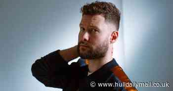 Calum Scott compares Love Island gig to performing at Hull working man's club