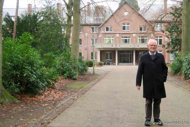 Pater leidt ons rond op domein van 17 hectare in Schilde dat zijn gemeenschap volgend jaar gaat overdragen aan investeerder